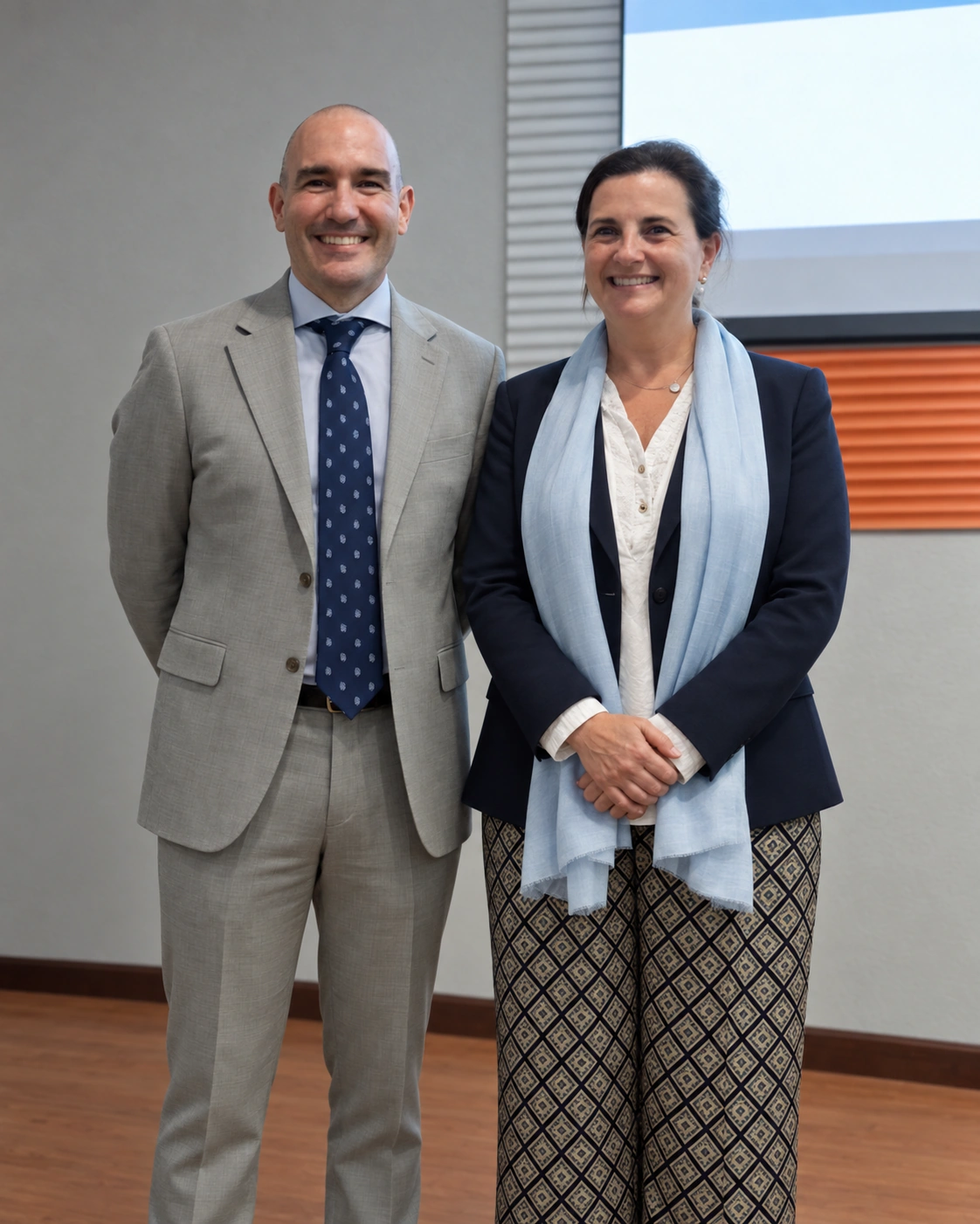 Ignacio Sánchez Gatell and Dr. Lucía Avella together at a presentation